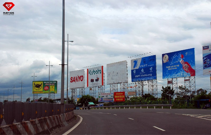 in bạt quảng cáo khổ lớn