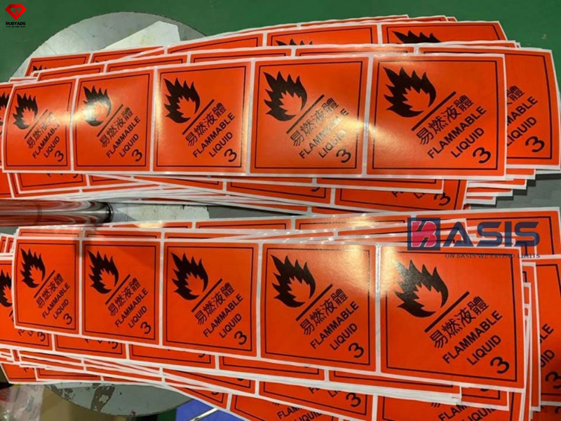 in tem nhãn hoá chất