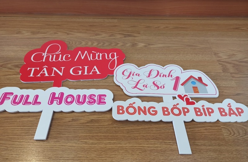 Hashtag cầm tay gia đình đẹp, giá rẻ, nhiều mẫu mã